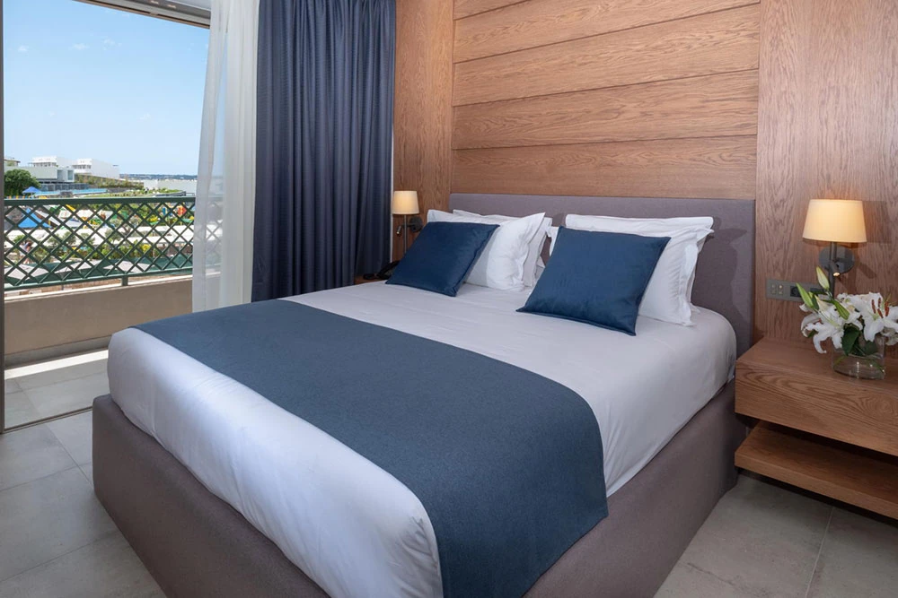 Exclusive Family Suite · 2 Bedrooms / 1 Bathroom · Garden / Pool View · Nana Golden Beach