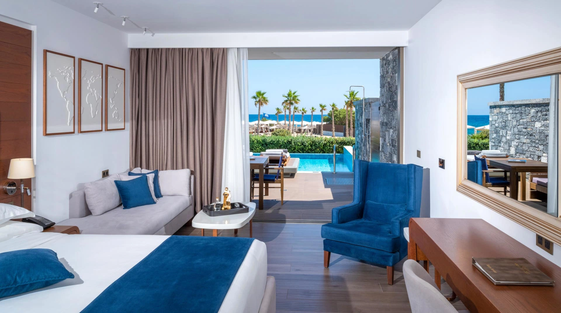 Deluxe Junior Suite Pool Front at Nana Princess
