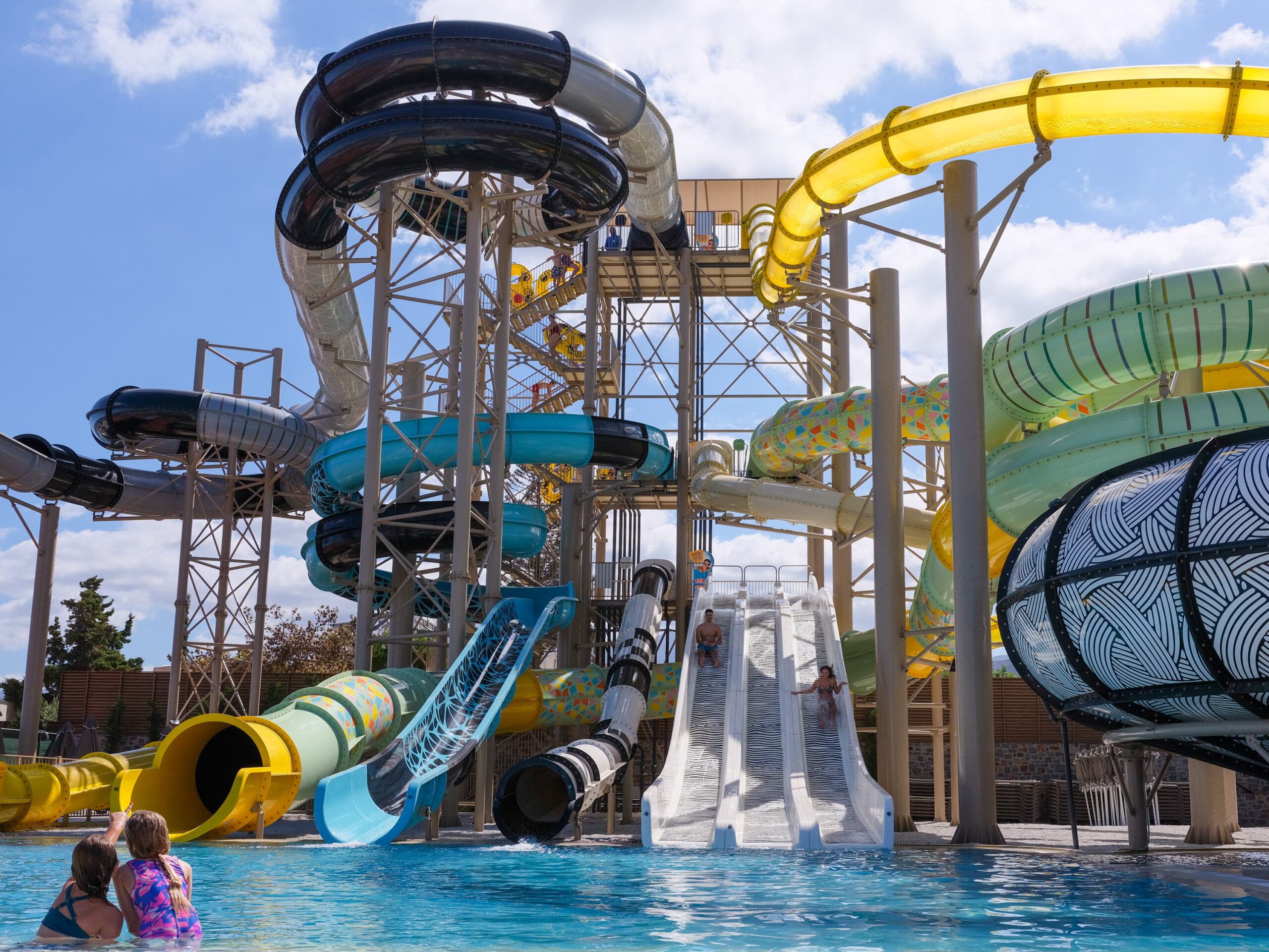 Nana Golden Beach Water Park · 12