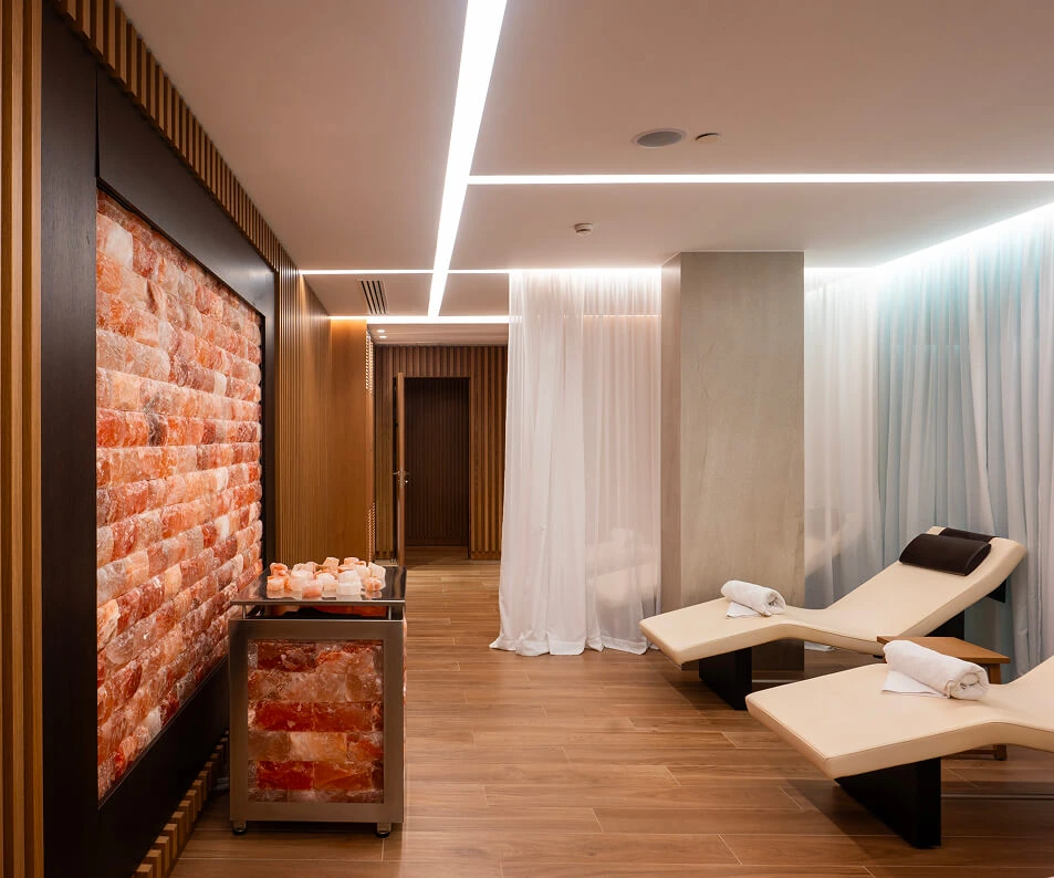 Royal Wellness Club · Nana Royal