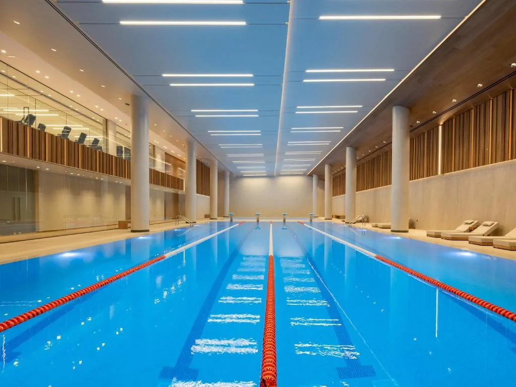 25-metre indoor swimming pool with four training lanes at Nana Tennis and Sports Club